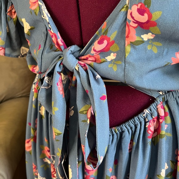 Her Universe Disney Pixar Toy Story Floral Tie Back Plus Size 3 Dress - Picture 6 of 15